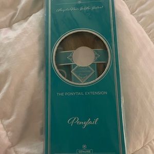 Halocouture NEW human hair ponytail 16 inch blonde #882 color.